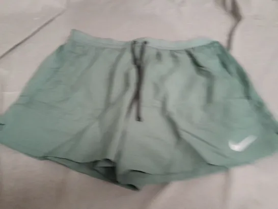 NIKE RUNNING DARK GREEN SHORTS - MEDIUM