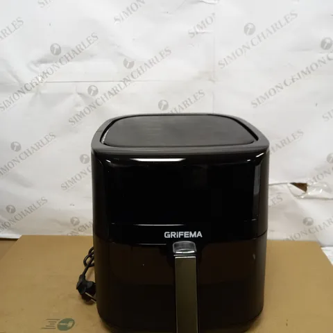 GRIFEMA GC2001 HOT AIR FRYER 5.5L/1800W WITH DIGITAL LED TOUCH SCREEN