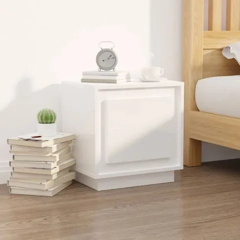 BOXED SHAWNTELLA BEDSIDE TABLE (SET OF 2)