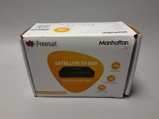 FREESAT MANHATTAN SX SATELLITE TV BOX 4620122-Simon Charles Auctioneers