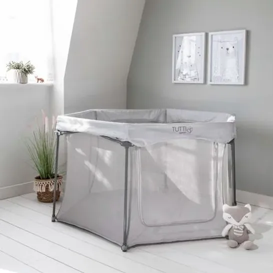 BOXED HEXA PLAYPEN