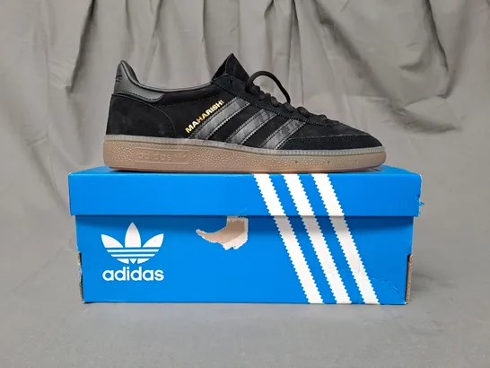 BOXED PAIR OF ADIDAS HANDBALL SPEZIAL MAHARISHI SHOES IN BLACK UK SIZE 7.5