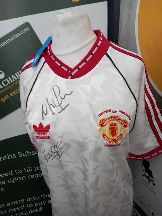 SIGNED MANCHESTER UNITED 1991 EUROPEAN CUP WINNERS CUP FINAL SHIRT WITH CERTIFICATE OF AUTHENTICITY SIZE L ( SIGNED BY PHELAN AND SHARPE )