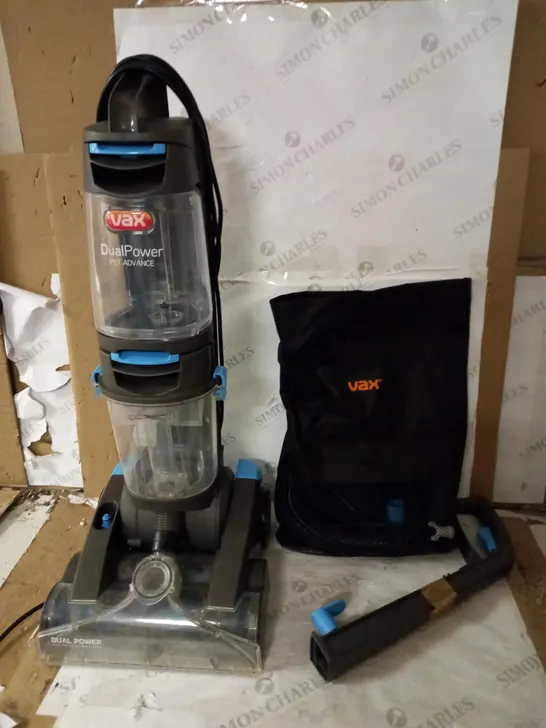 VAX DUAL POWER PET ADVANCE CARPET CLEANER