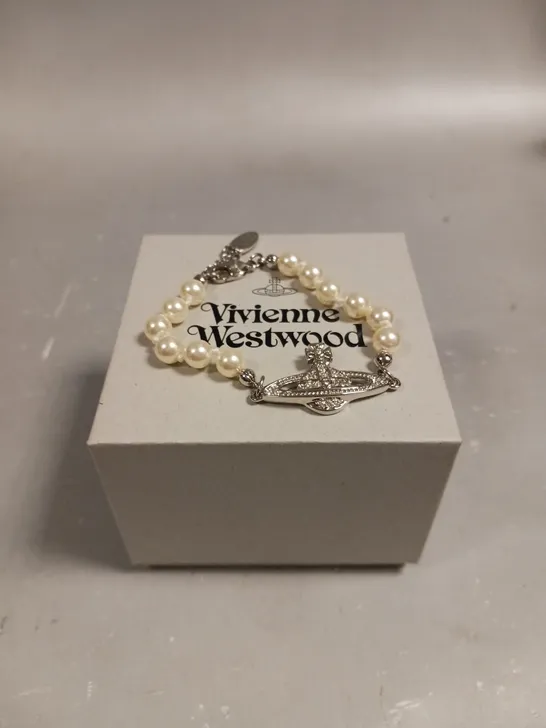 VIVIENNE WESTWOOD MINI BAS RELIEF PEARL BRACELET