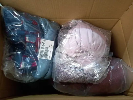 BOX OF ASSORTED CLOTHING TO INCLUDE - PINK JUMPER - PRAIRE TOP - FLUX FUR TOP 