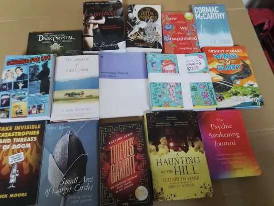 LARGE QUANTITY OF ASSORTED BOOKS TO INCLUDE A HAUNTING HILL, KOREAN STORIES, WOMEN HOLDING THINGS AND THIEVES GAMBIT