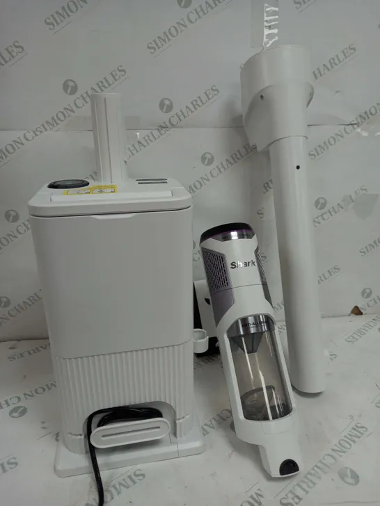 BOXED SHARK DETECT PRO 1.3L AUTO EMPTY VACUUM CLEANER IW3510UK - COLLECTION ONLY