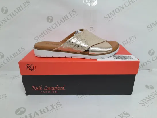 BOXED PAIR OF RUTH LANGSFORD SANDALS IN CHAMPAGNE GOLD SIZE 4