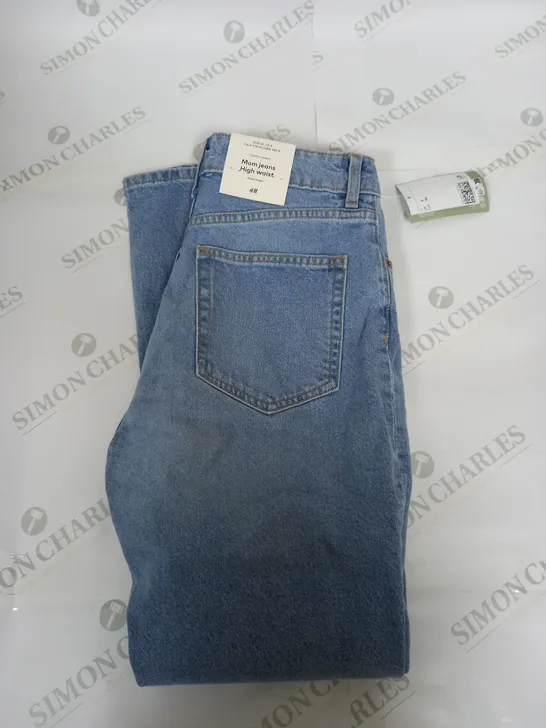 H&M MOM JEANS HIGH WAIST SIZE UNSPECIFIED