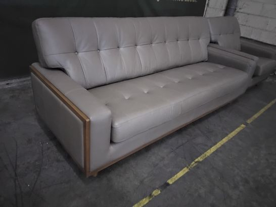 QUALITY G PLAN VINTAGE CAPRI MUSHROOM LEATHER LOUNGE SUITE, COMPRISING, LARGE THREE SEATER SOFA & EASY CHAIR