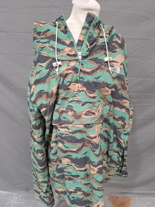 THE NORTH FACE CAMO COAT SIZE 2XL