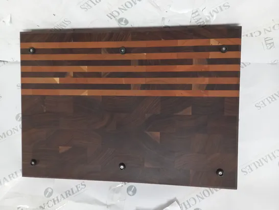 BOXED WOODEN END GRAIN CHOPPING BOARD