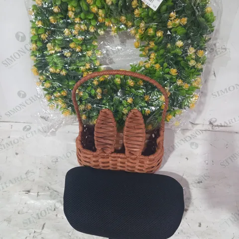 BOX OF APPROXIMATELY 20 ASSORTED HOUSEHOLD ITEMS TO INCLUDE HEAD REST, EASTER WICKER STYLE BASKET, DECORATIVE FLORAL WREATH, ETC