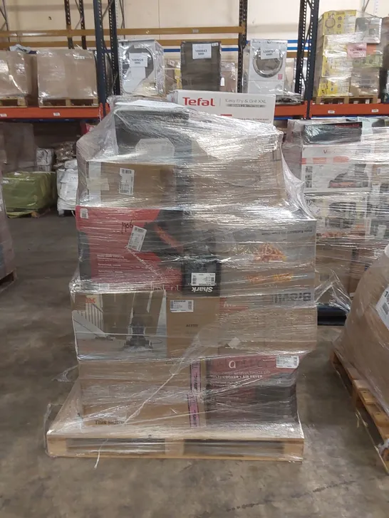 PALLET OF APPROXIMATELY 26 UNPROCESSED RAW RETURN HOUSEHOLD AND ELECTRICAL GOODS TO INCLUDE;