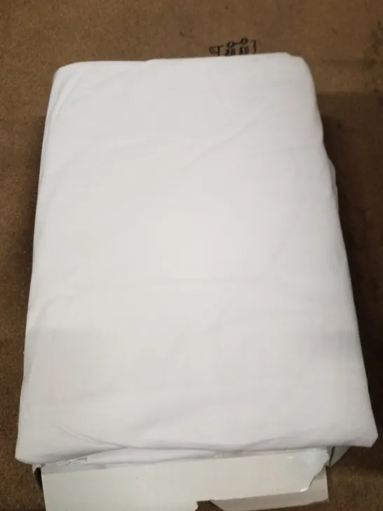 BOXED HOME BY TEMPUR COOLING TENCEL MATTRESS PROTECTOR 