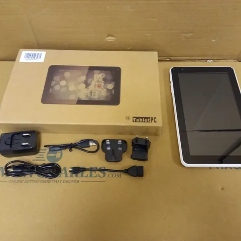WHITE TOUCH SCREEN TABLET - BOXED WITH ACCESSORIES 