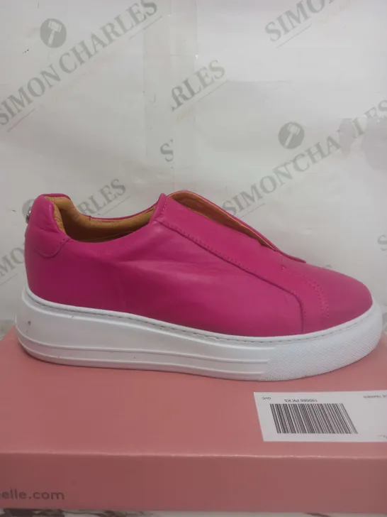 MODA IN PELLE SLIP ON TRAINERS IN PINK SIZE 5