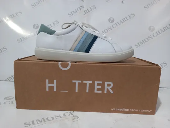 BOXED PAIR OF HOTTER TRAINERS IN WHITE/BLUE MULTI UK SIZE 6