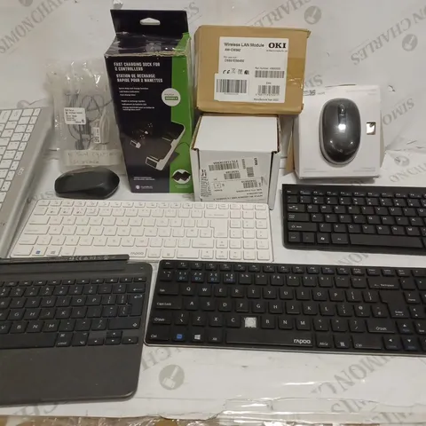 LOT TO CONTAIN APPROX. 15 X ASSORTED TECH PRODUCTS & ACCESSORIES. INCLUDES COMPUTER & TABLET KEYBOARDS, COMPUTER MICE, CHARGING DOCK ETC 