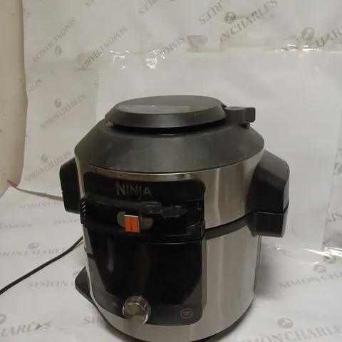 NINJA AIR FRYER 