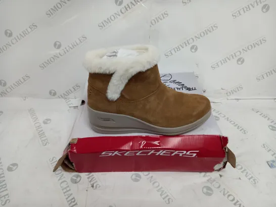 SKECHERS CHESTNUT SUEDE WEDGE TRAINERS - SIZE 8