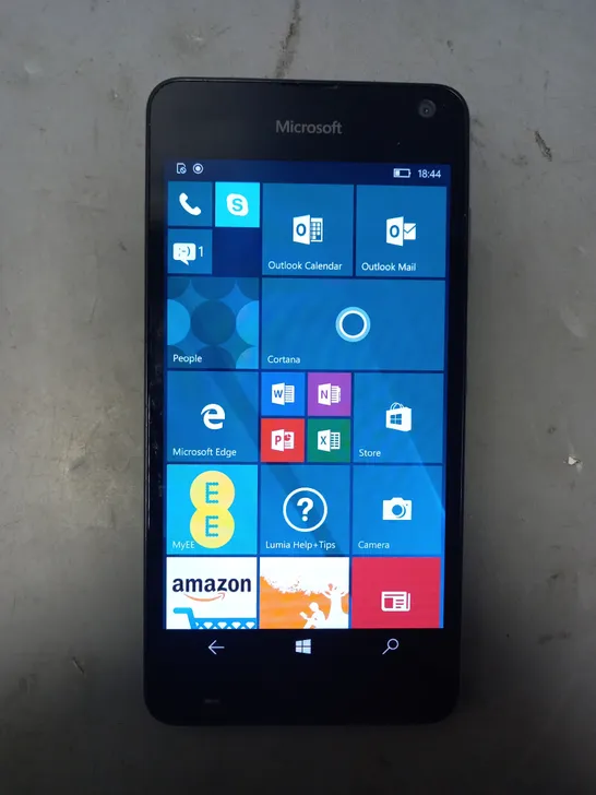 MICROSOFT LUMIA 650 MOBILE PHONE