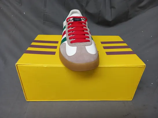 BOXED PAIR OF ADIDAS GUCCI GAZELLE SHOES IN WHITE/GREEN/RED UK SIZE 8