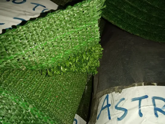 ROLL OF ASTROTURF - 2.74 X 2.74M