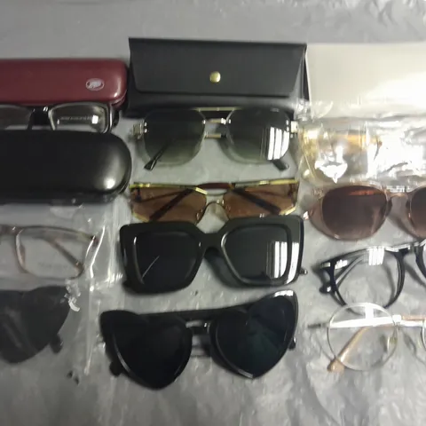 LOT OF APPROXIMATELY 30 ASSORTED PAIRS OF GLASSES TO INCLUDE BOOTS, LONDON RETRO AND ONLYOPTICAL