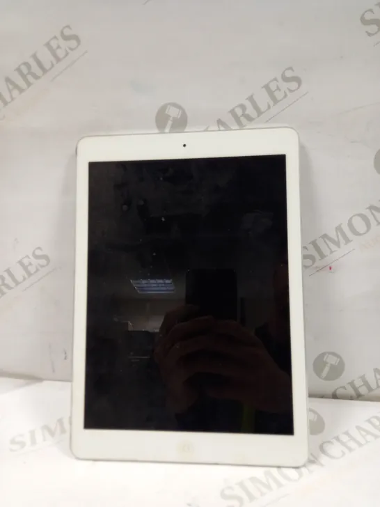 APPLE A1474 IPAD AIR 