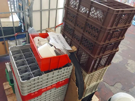 PALLET OF ASSORTED UNPROCESSED CONSUMER/COMMERCIAL GOODS INCLUDING MOSTLY ASSORTED DRINKS GLASSES