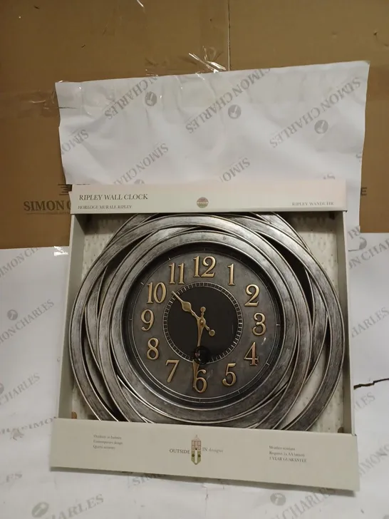 LARGE SILVER ROUND WALL HANGING CLOCK