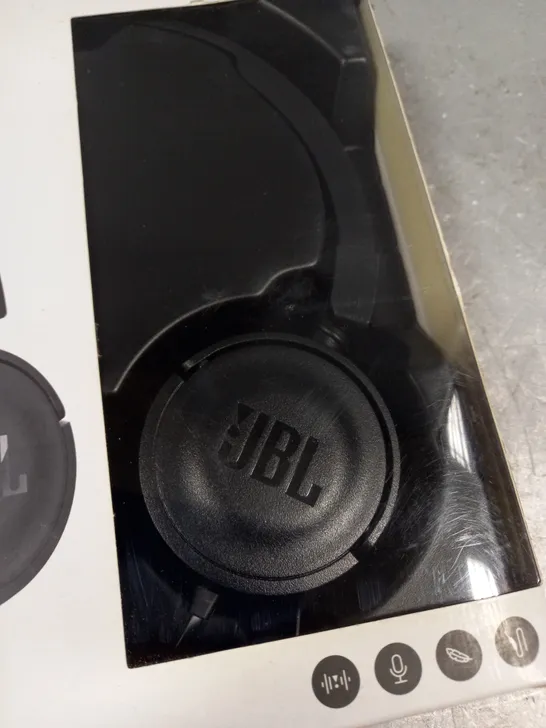 BOXED JBL T450 ON-EAR HEADPHONES