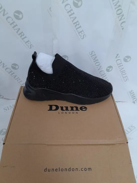 BOXED PAIR OF DUNE LONDON ELIXIR SPORT SHOES IN BLACK SIZE 6