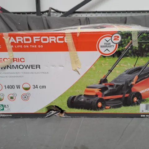 BOXED YARD FORCE ELECTRIC LAWNMOWER 