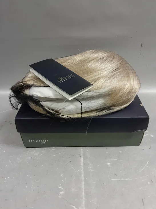 BOXED NATURAL IMAGE EMBRACE AVERAGE WIG IN PEARL 