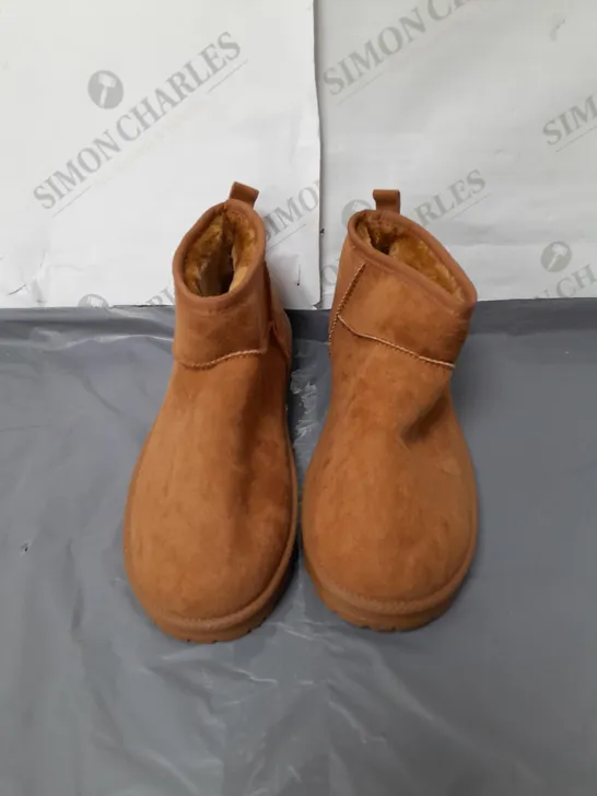 UNBRANDED LADIES ANKLE BOOTS WITH FLEECE LINING TAN SIZE 7