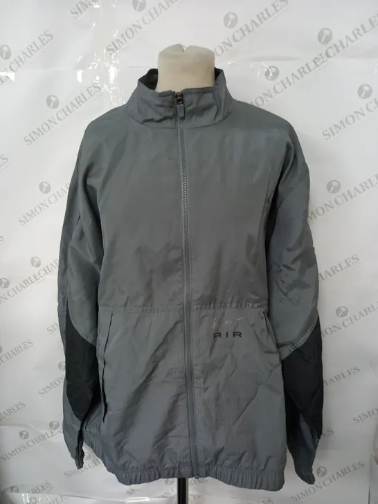 NIKE AIR ZIPPED JACKET SIZE M