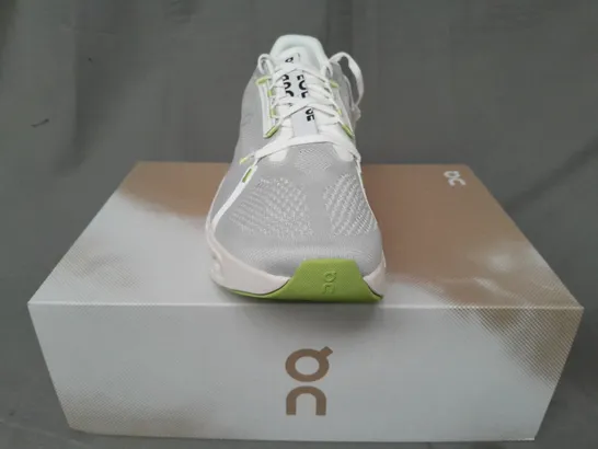 BOXED PAIR OF ON CLOUDECLIPSE SHOES IN GREY/GREEN UK SIZE 11