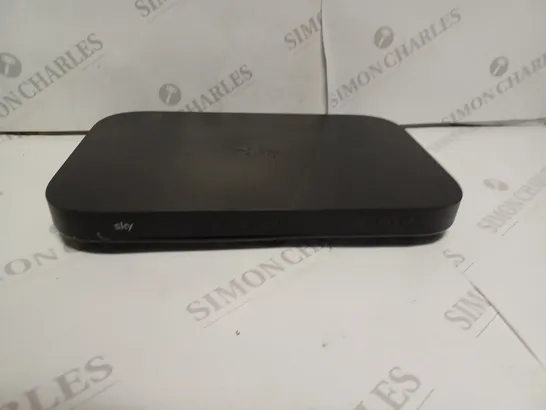 SKY Q BOX MODEL ES130 - 1TB