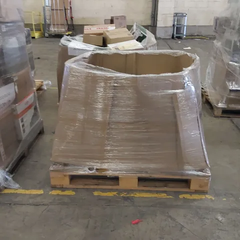 PALLET OF APPROXIMATELY 106 ASSORTED ITEMS INCLUDING: