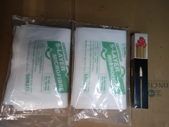 BOX OF APPROXIMATELY 5 ASSORTED HOUSEHOLD ITEMS TO INCLUDE MANOR EXTRA LONG MATCHES, DESIGNER PACK OF MICROFIBRE BAGS, ETC