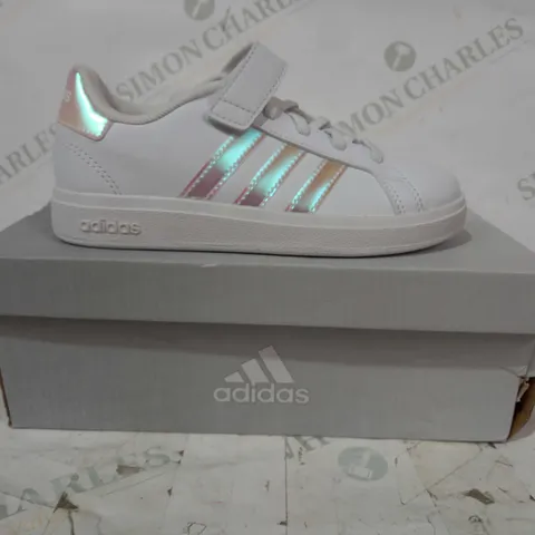 BOXED PAIR OF ADIDAS GRAND COURT 2.0 EL KIDS SHOES IN WHITE/PASTEL SHINE UK SIZE 13