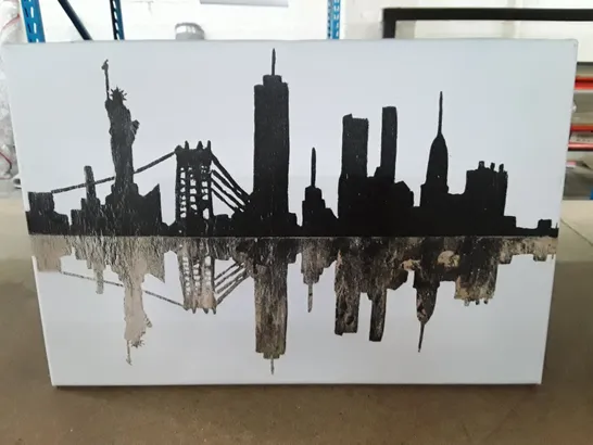 CONTEMPORARY NY GOLD BY PATRICIA PINTO PRINT