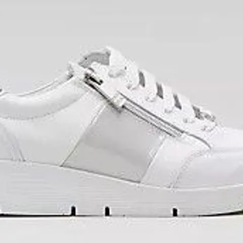 MODA IN PELLE AMBIENT TRAINER WHITE SIZE 7