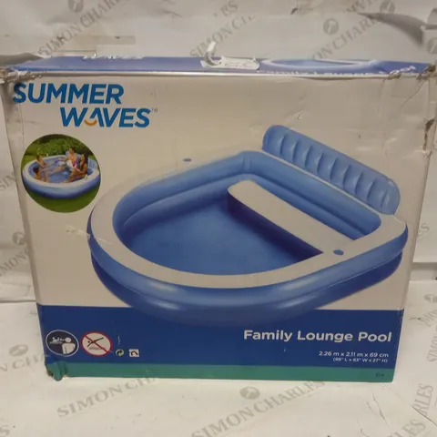 SUMMER WAVES FAMILY LOUNGE POOL