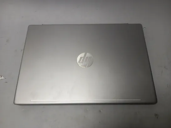 UNBOXED HP PAVILLION LAPTOP INTEL I-3 1005G1 8GB RAM 256GB SSD - 14-CE3600SA