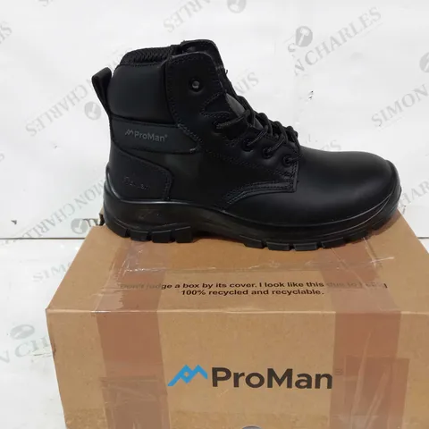 BOXED PAIR OF PROMAN GEORGIA WATERPROOF SAFETY BOOTS IN BLACK UK SIZE 8