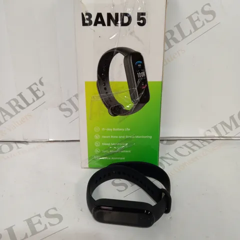 BOXED AMAZFIT BAND 5 SMART BAND/FITNESS TRACKERS WITH VOICE ASSISTANT 